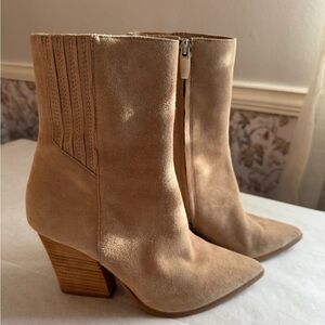 Steve Madden Tan Suede Heeled Boots